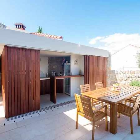 Modern Luxury With Swimming Pool - Bayside View Apartman Dubrovnik