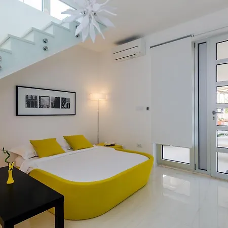 Apartment Modern Luxury With Swimming Pool - Bayside View